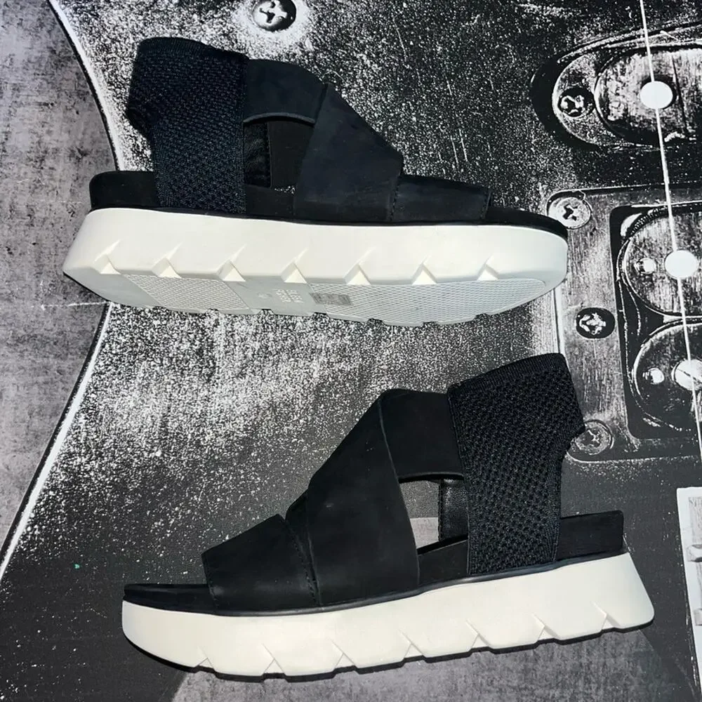 NEW Eileen Fisher Sandals